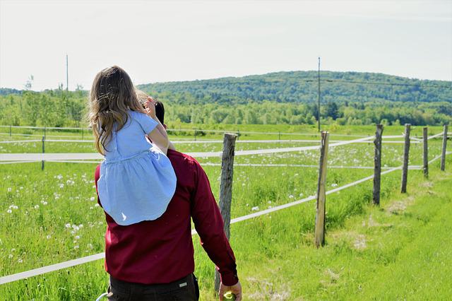 Summer break: a joy for the child, a headache for the parents